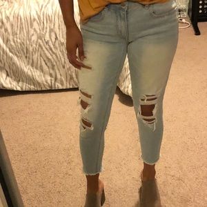 American Eagle cropped ripped jeans